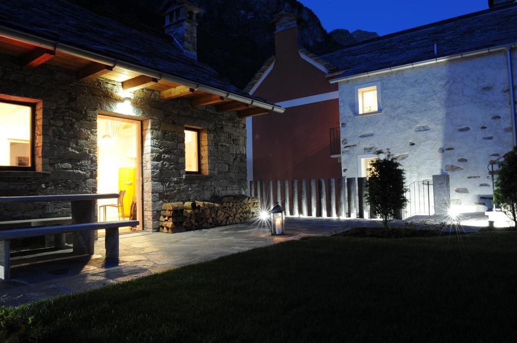 Myverzasca Resort Casa Rossa Brione  المظهر الخارجي الصورة